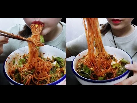 ASMR Spicy Cold Chewy Noodles 아삭아삭 쫄면🍜 이팅사운드 매운 🔥불쫄면 노토킹 먹방 eating sounds mukbang