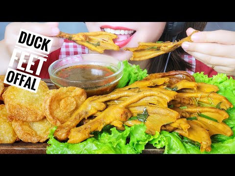 ASMR EATING DUCK FEET OFFAL WITH FRIED RICE CAKE , EATING SOUNDS | LINH-ASMR