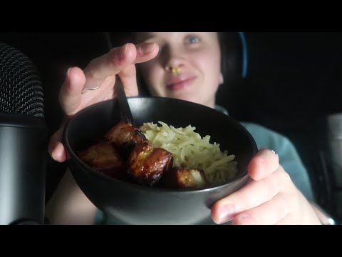 ASMR | Eating Ramen Noodles & Pork Belly