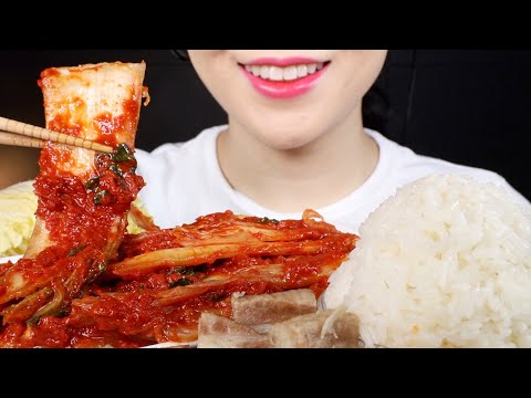 ASMR Spicy Homemade Kimchi with Pork Belly | Gimjang Kimchi | 김장 김치 | Eating Sounds Mukbang