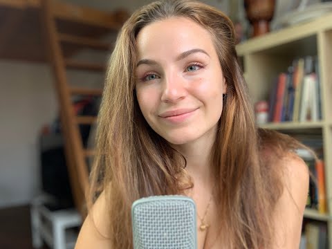 ASMR  - Hand Movements and Whispering / Soft Speaking