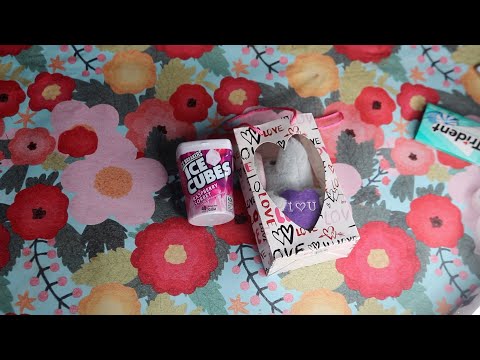 ELEPHANT PLUSH IN LOVE BAG INAUDIBLE ASMR CHEWING GUM SOUNDS