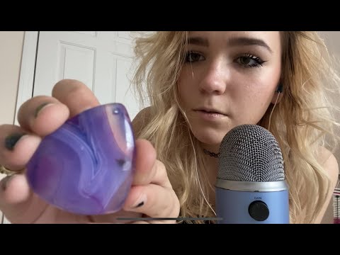 ASMR close up tapping & tracing objects