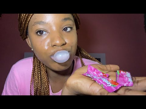 ASMR| 30 Minutes RELAXING GUM CHEWING in Bed! Bubble Gum Blowing and Popping 🧘‍♀️😴