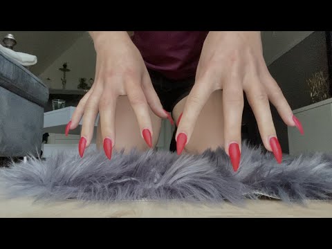 ASMR I FAST AND AGGRESSIVE FLOOR TAPPING & SCRATCHING 🌙