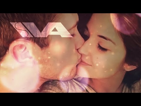 ASMR Whispers & Intense Kissing Sounds Soft Spoken Sleepy Girlfriend Roleplay For Sleep Aid😴😴😴