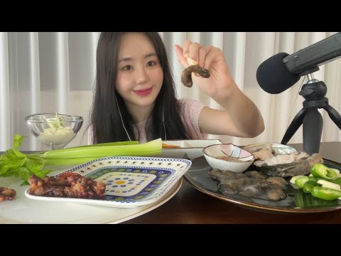 muckbang ASMR seafood and celery Real sound eating show 오독오독 해산물과 샐러리 먹방!! 초보주의