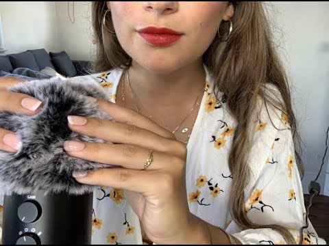 ASMR Jewelry Scratching and Tapping