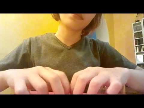 ASMR ita - pure TAPPING + talking + some MOUTH SOUNDS (Whispering)