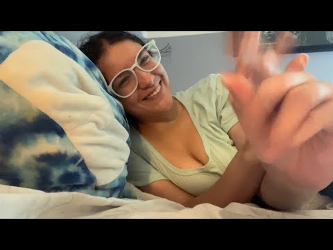 Asmr In Bed 🛌 (Fabric scratching, Inaudible whispers, Mouth & Hand sounds)