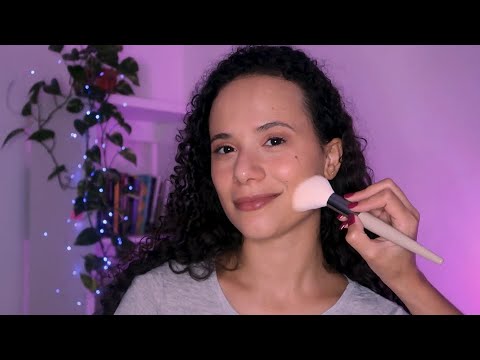 ASMR APLICADO | MAQUIANDO A MINHA IRMÃ