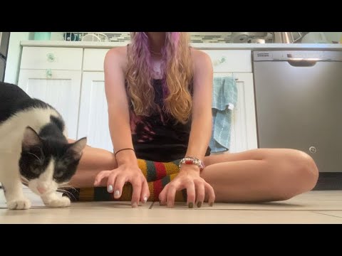 ASMR Fast & Aggressive Build Up Tapping on Floor