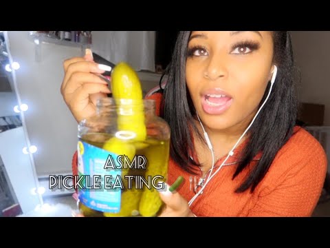 [ASMR] Pickle Eating | With Crunchy Sounds 🥒🍴