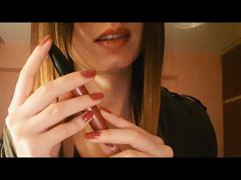 ASMR💋 Lipgloss application + mouth sounds & kisses/tapping