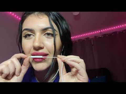 Soothing ASMR | Mouth Sounds and kissing with lip Gloss