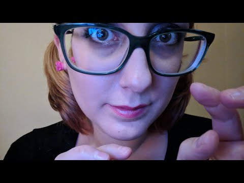 ASMR The Best 5 Minutes of Your Day ~ Repeating Skitty & Scratching Hand Movements (Kira)