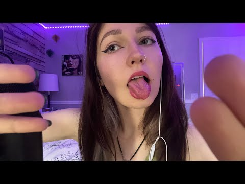 ASMR | fast and aggressive spit painting 🎨🎙️( mouth sounds, hand sounds + more)
