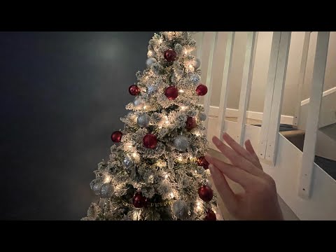 ASMR Tapping & Scratching on my Christmas Tree 🎄🎅