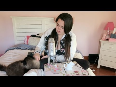 Eating Krispies & Playing with my Kitty (No Talking ASMR)