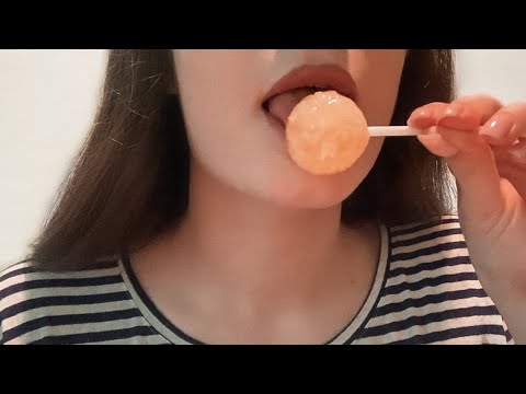 ASMR licking lollipop,mouth sounds,tapping|АСМР ликинг чупа-чупс,звуки рта,таппинг