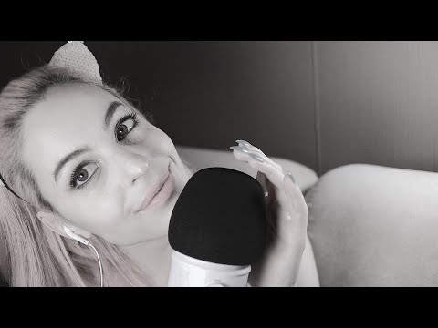 ASMR| Repeating "its okay" & "sh" for anxiety and/or bad mood, sending love💖💖| Whispers| Black&white