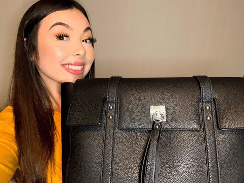 [ASMR] WHAT'S IN MY BAG?! | CLOSE WHISPER | TAPPING