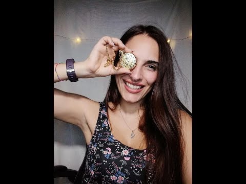 ASMR Visual triggers and sounds.
