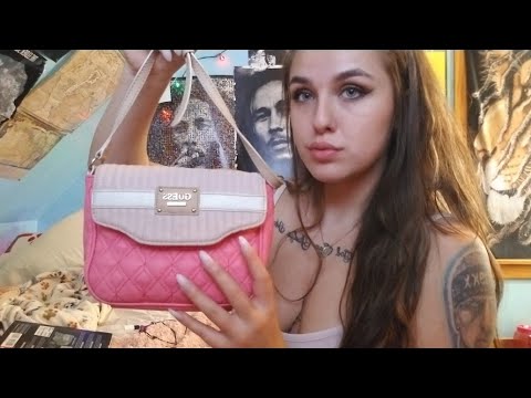 ASMR- What's In My Purse 2020