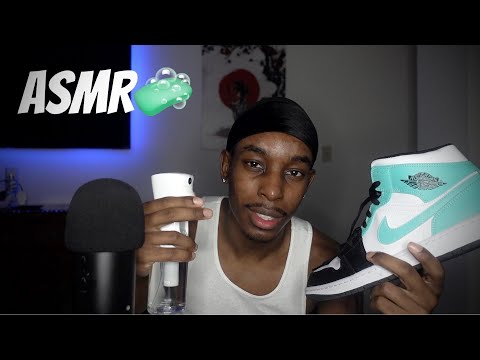 [ASMR] Cleaning my shoes/ fabric sounds and whispers