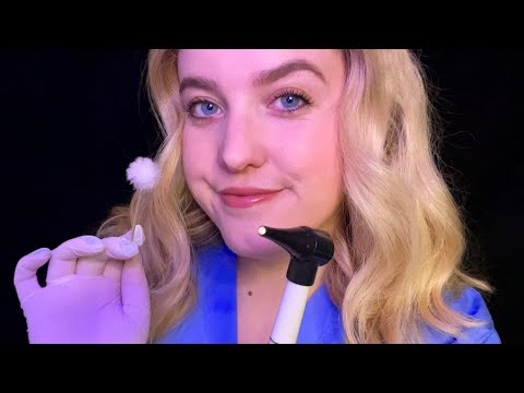 ASMR | Cleaning your ears ✨ [Light Triggers, Gloves & Binaural]