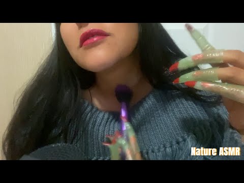 ASMR Witch Hands Tries to Give you Tingles with Scratching, Gum Chewing, and Mic Brushing