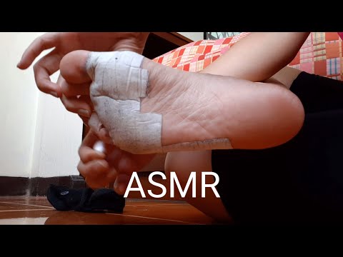 Remove the tape from my feet ASMR / Vacuum Vlog