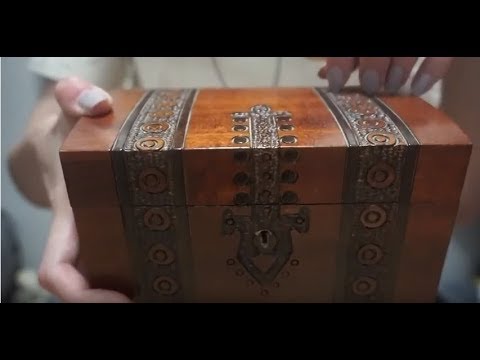 ASMR Tapping on a Wooden Box [No Talking]