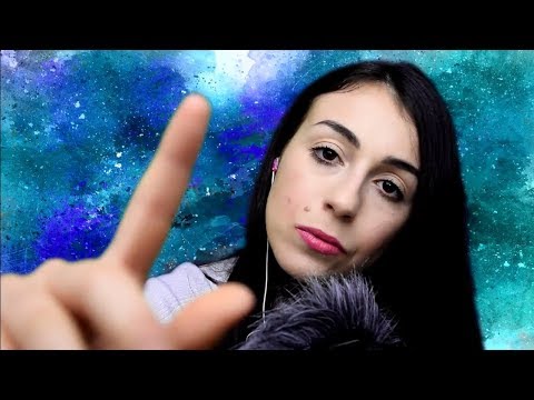 ASMR ITA / 👄 Up Close Gum Chewing, Face Touching and Whispering 💋