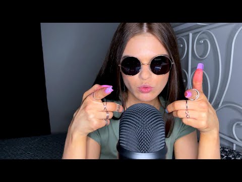 ASMR IN SWEDISH 🇸🇪 Tapping with long nails & chit-chatting 💅🏻