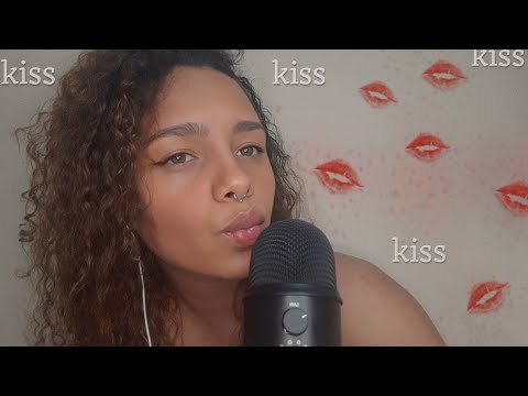 ASMR • beijinhos no Mic 👄 * Mic kissing ♡