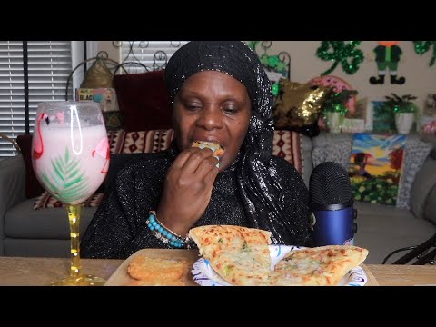RASPBERRY ALMOND MILK JACK IN THE BOX HASH BROWNS WITH PIZZA ASMR EATING SOUNDS