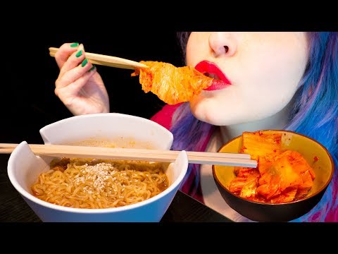 ASMR: Spicy Kimchi Ramyun Noodle Soup w/ Fiery Kimchi ~ Relaxing Eating Sounds [No Talking|V] 😻