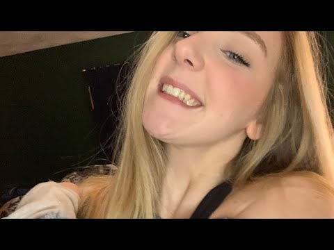 ASMR GUM CHEWING AND WHISPER RAMBLES 👄😊