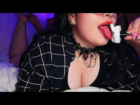 ASMR EAR EATING , LICKING 👅 , MOUTH SOUNDS  [NO TALKING]