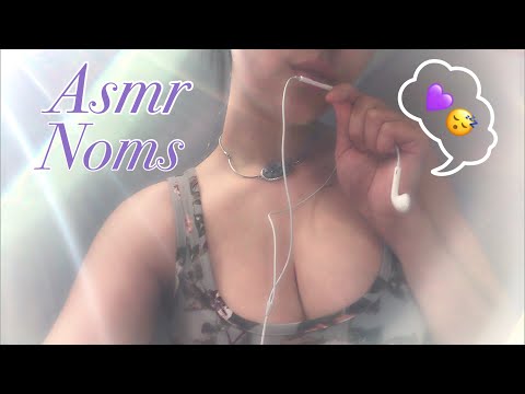 ASMR Mic Noms & Licking (Afternoon Nap😴) No Talking ❤️