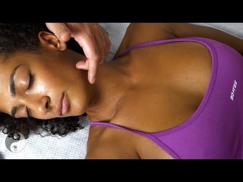 Soothing Light Touch ASMR Facial - Gently Tracing the Jaw & Collarbone