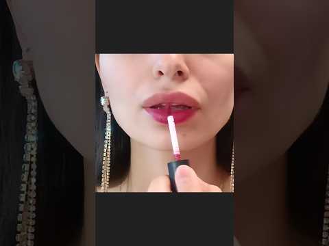 ASMR sounds lips 👄 Lipstick #asmrlips #asmr #asmrmakeup