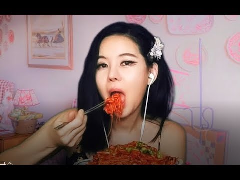 韓国料理 辛いビビン素麺  asmr 日本語 매운 비빔국수 Eating Show  spicy Korean food