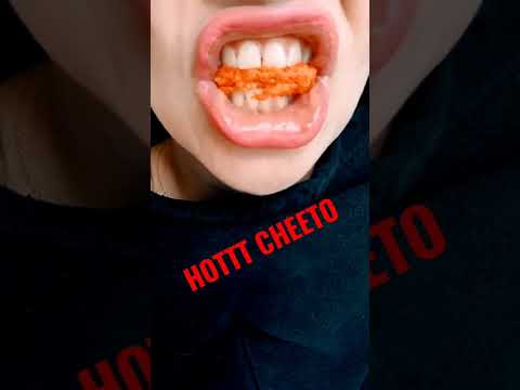 ASMR ☄️💥 CHEETO HOT & SPiCY teeth crunch sound satisfying crush sunny mouth mulbang snack #shorts