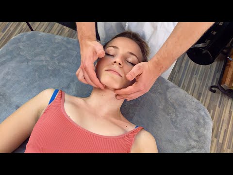 ASMR Doctor physioterapeutic Back, Chest and Face Exam on Me | Stethoscope, Gloves, soft spoken  CZ
