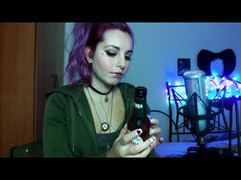 ASMR ♡ tapping random objects with fake nails ! ♡