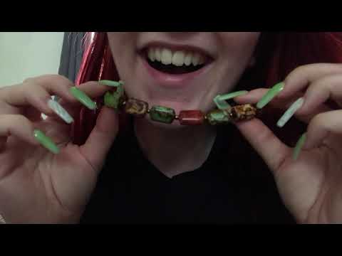 asmr | shirt/jeans/necklace scratching & mouth sounds 💘🥕🌿☮️🐟💅🏼