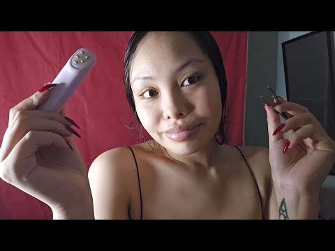 ASMR GIRLFRIEND PICKS SOMETHING OUT OF YOUR EYE, KISSES, MOUTH SOUNDS, WHISPERS, SOFT SPOKEN