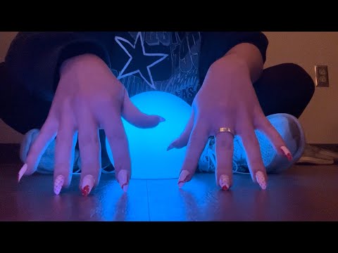 ASMR floor tapping and scratching ✨🌼🌙(minimal talking)